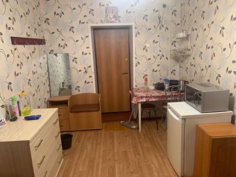 Продажа 1-Мс 4ск Краснозатонская 4