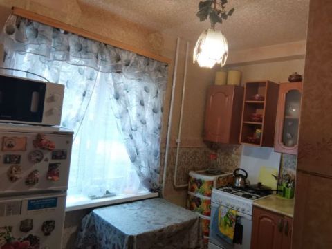 Продажа 3-Кв ст/п Комарова 22